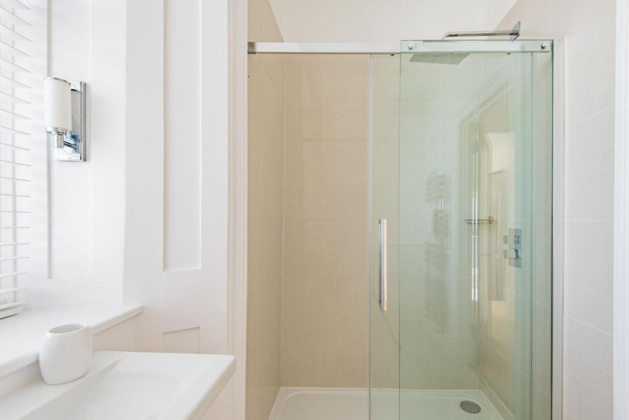 Abbots Cliff House By Bloom Stays Hougham Eksteriør bilde