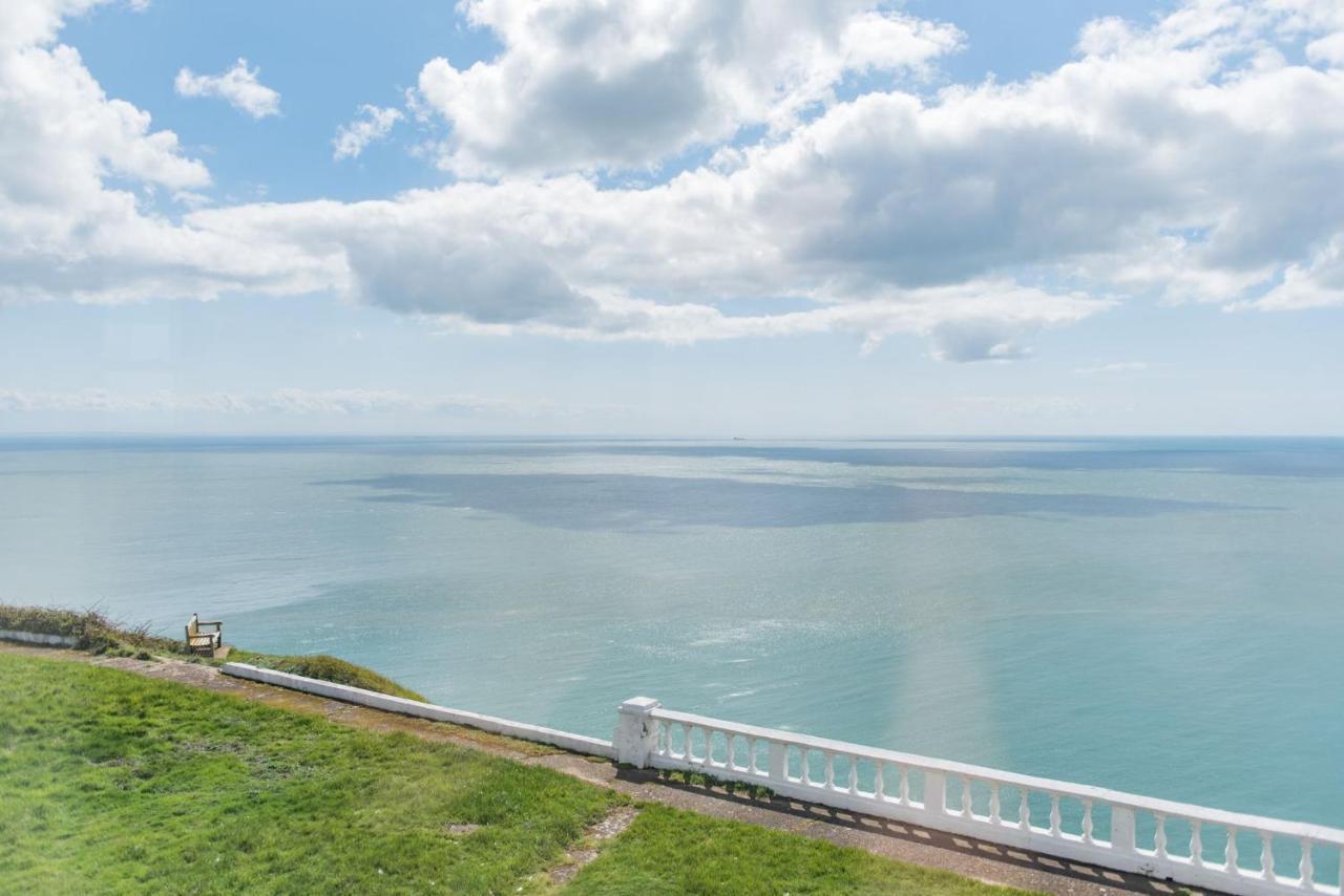 Abbots Cliff House By Bloom Stays Hougham Eksteriør bilde